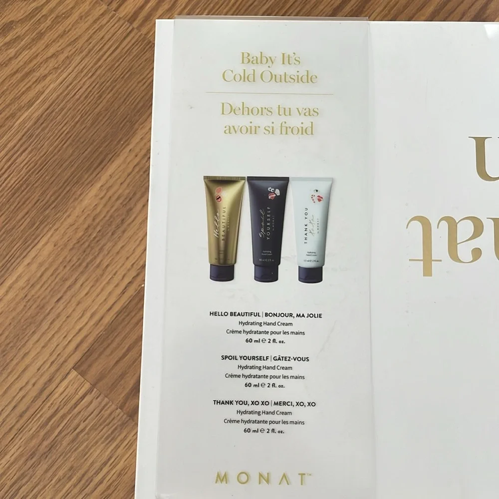 Monat Oh What Fun Baby It's Cold Outside Gift Set Hand Cream Lotion New